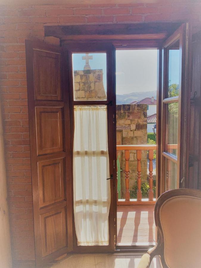 Posada La Torre De La Quintana リエンド エクステリア 写真