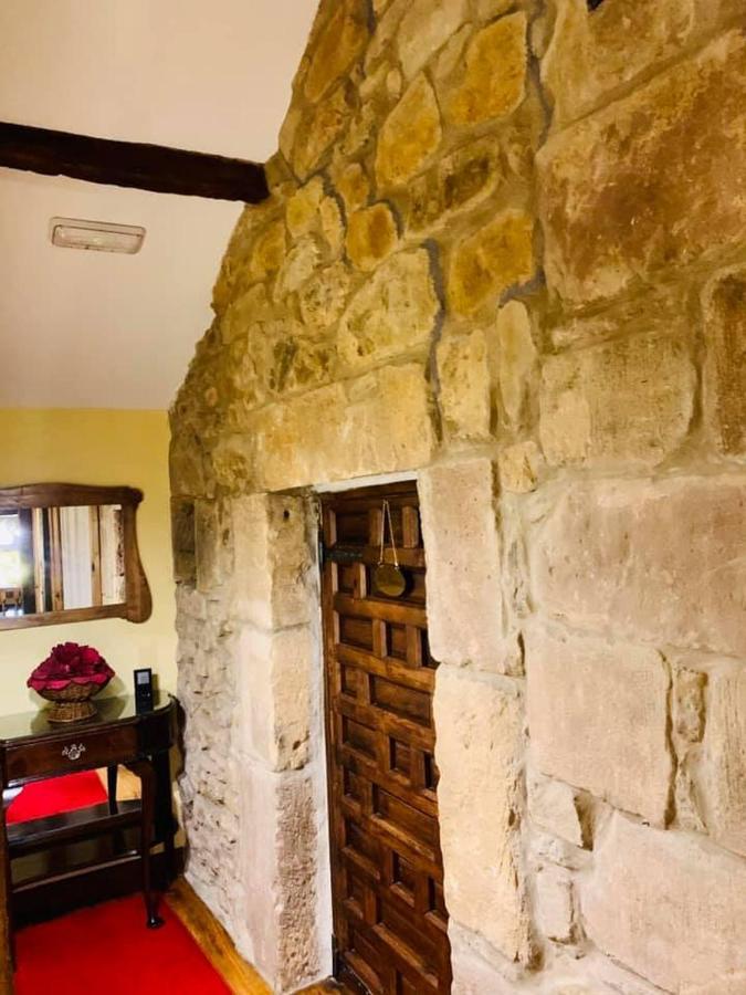 Posada La Torre De La Quintana リエンド エクステリア 写真