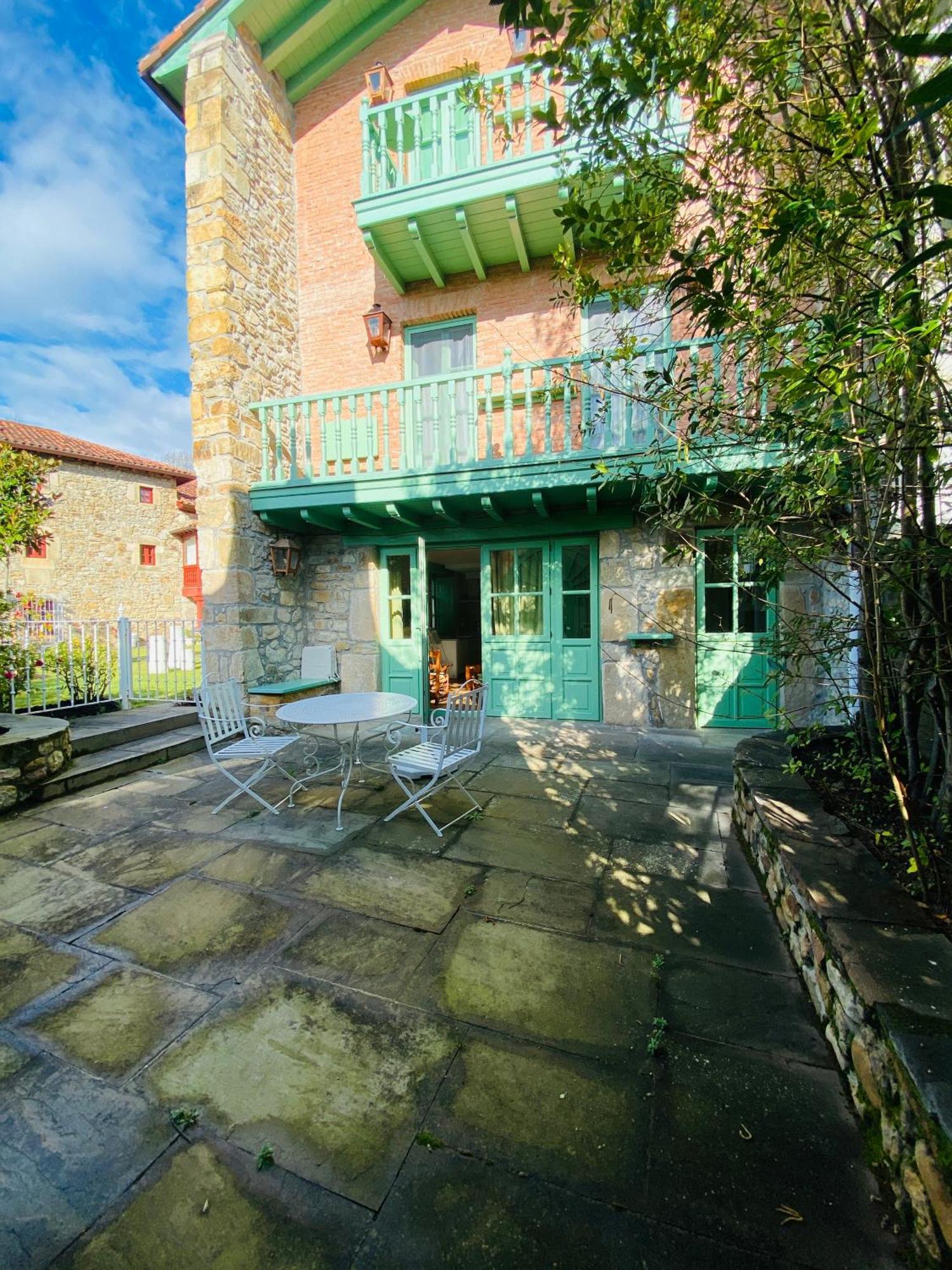 Posada La Torre De La Quintana リエンド エクステリア 写真