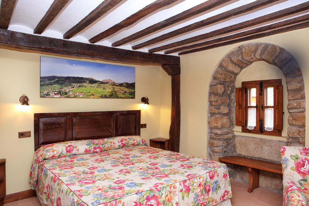 Posada La Torre De La Quintana リエンド エクステリア 写真