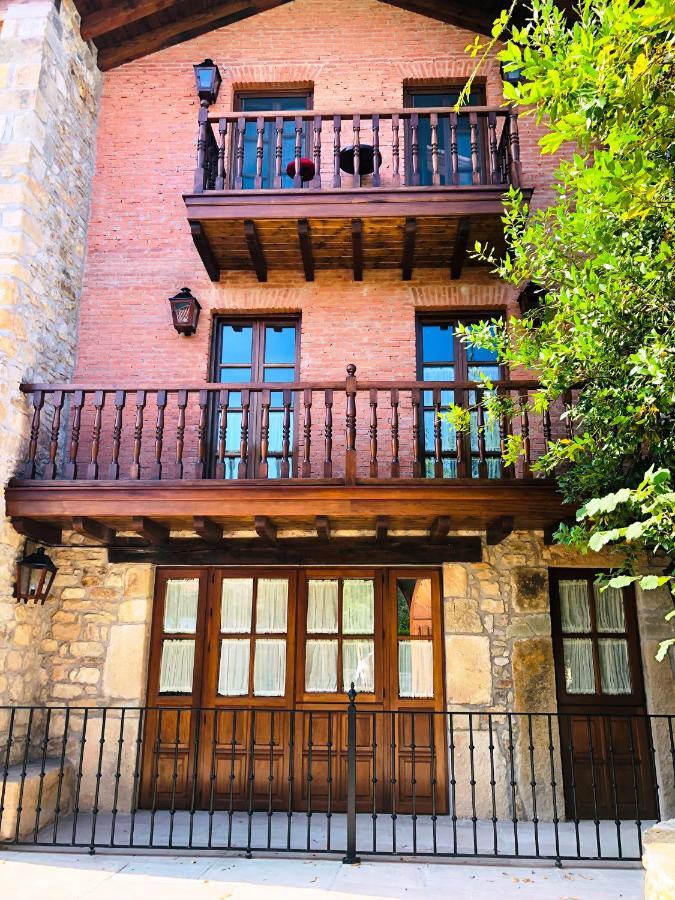 Posada La Torre De La Quintana リエンド エクステリア 写真